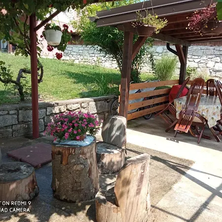 Yellow Rose Rakovica Exterior photo