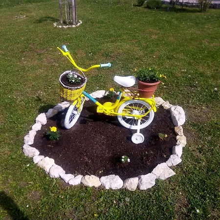 Yellow Rose Rakovica Exterior photo